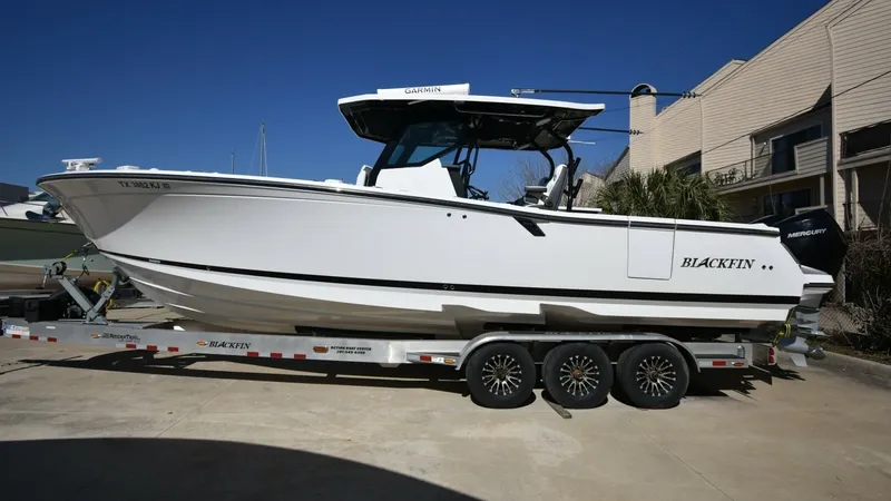 Slide: The Image of 2021 Blackfin 332 "The Fellowship" - 1