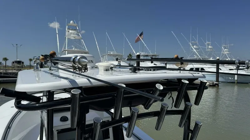 Slide: The Image of 2022 Onslow Bay 33 TE - 42