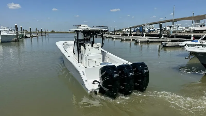 Slide: The Image of 2022 Onslow Bay 33 TE - 48