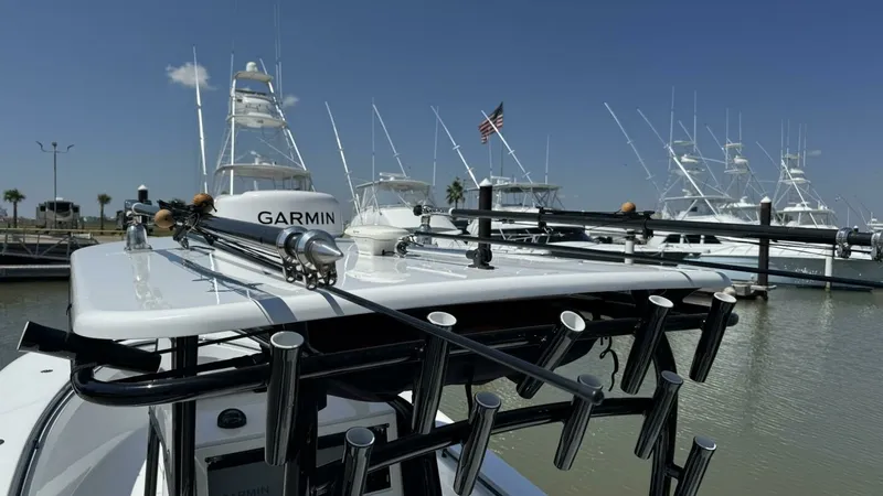 Slide: The Image of 2022 Onslow Bay 33 TE - 43