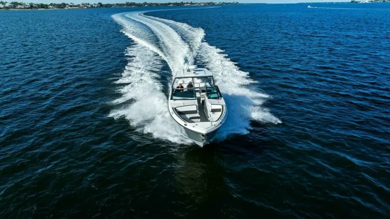 Slide: The Image of 2023 Monterey 385 SS - Profile - 52