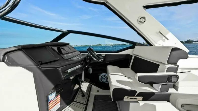Slide: The Image of 2023 Monterey 385 SS - Helm - 8