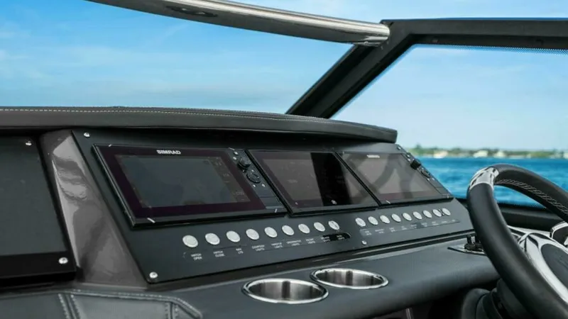 Slide: The Image of 2023 Monterey 385 SS - Helm - 9