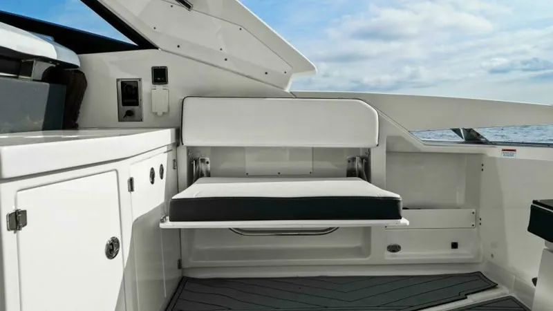 Slide: The Image of 2023 Monterey 385 SS - Seating - 21