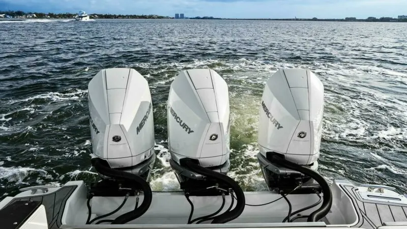Slide: The Image of 2023 Monterey 385 SS - Outboard Engines - 36