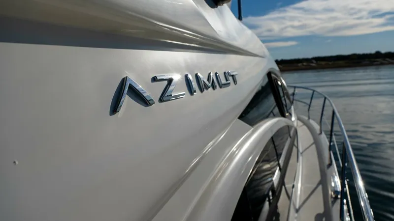 Slide: The Image of 2013 Azimut 40 Flybridge - 81