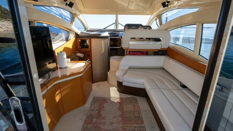 Slide: The Image of 2013 Azimut 40 Flybridge - 24