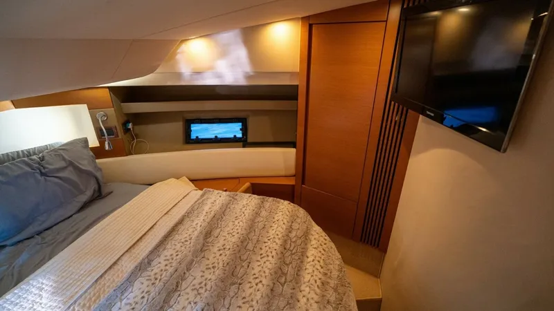 Slide: The Image of 2013 Azimut 40 Flybridge - 49