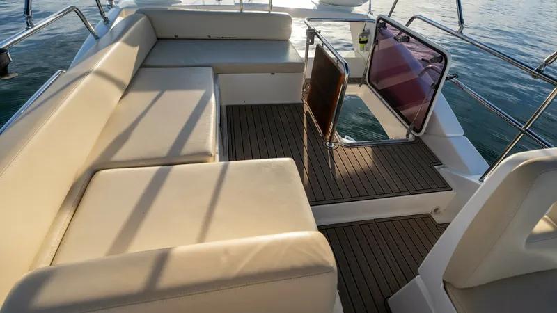 Slide: The Image of 2013 Azimut 40 Flybridge - 56