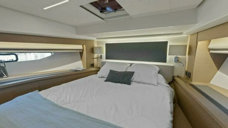 Slide: The Image of 2022 59 Prestige Flybridge - How Sweet It Its - VIP Stateroom - 33