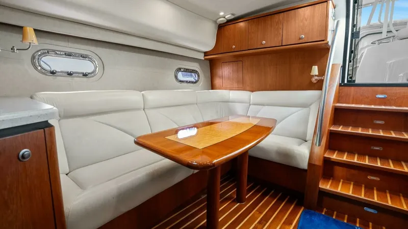 Slide: The Image of 2007 Tiara Yachts 4300 Sovran - Salon - 15