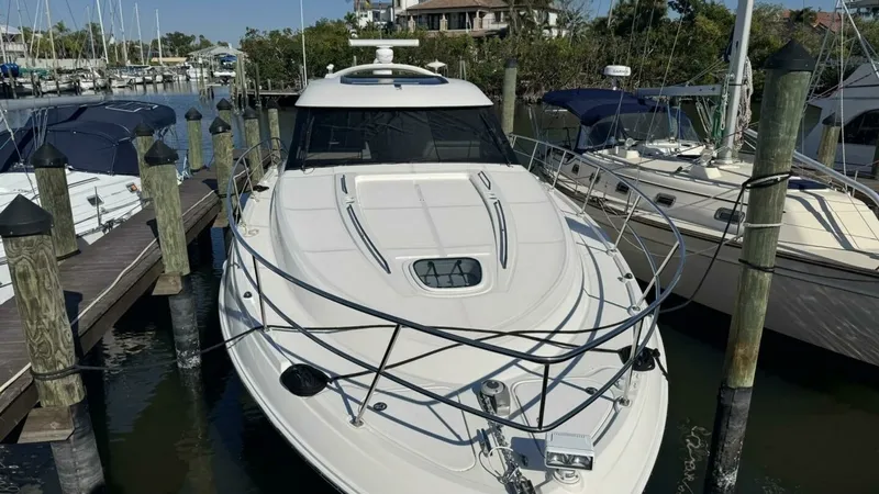 Slide: The Image of 2016 Sea Ray 470 Sundancer 'Lopez Cove II' - Bow - 35