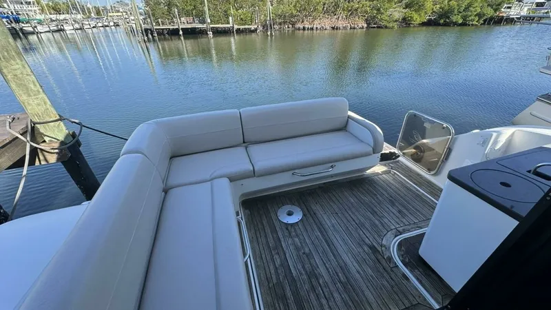 Slide: The Image of 2016 Sea Ray 470 Sundancer 'Lopez Cove II' - Exterior Seating - 28