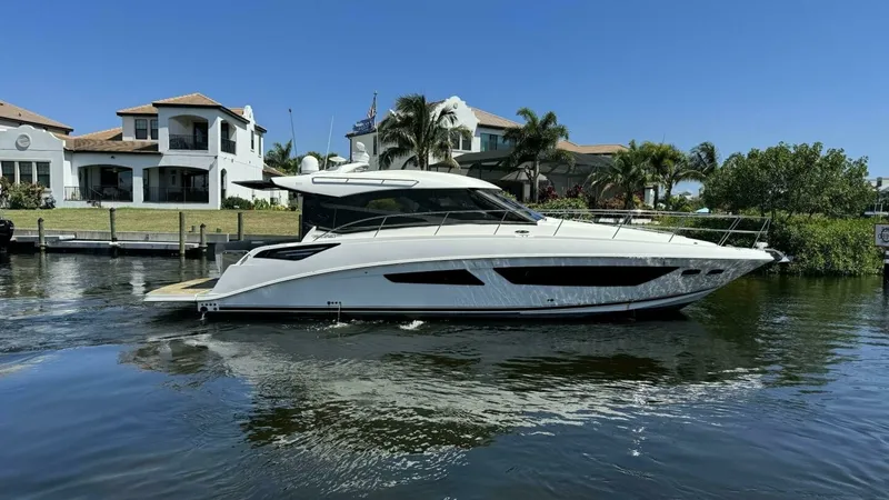 The Image of 2016 Sea Ray 470 Sundancer 'Lopez Cove II' - Profile - 1