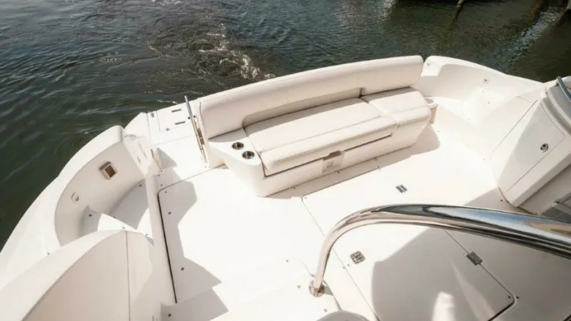 Slide: The Image of 2006 47 Cruisers Cockpit - 29
