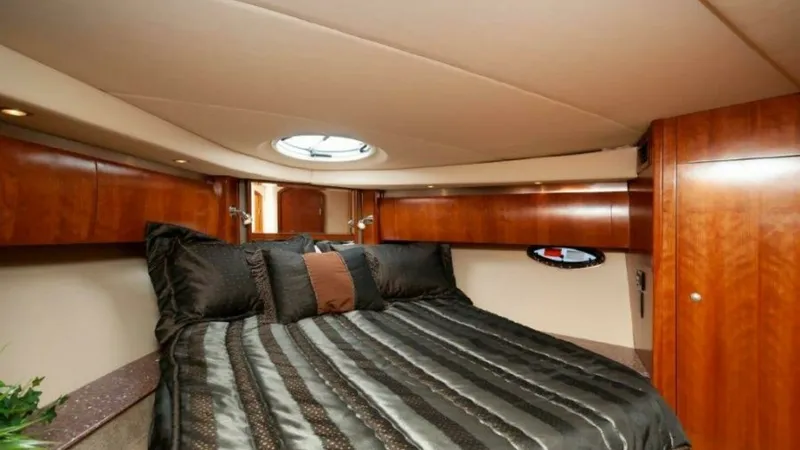 Slide: The Image of 2006 47 Cruisers Master Stateroom - 14