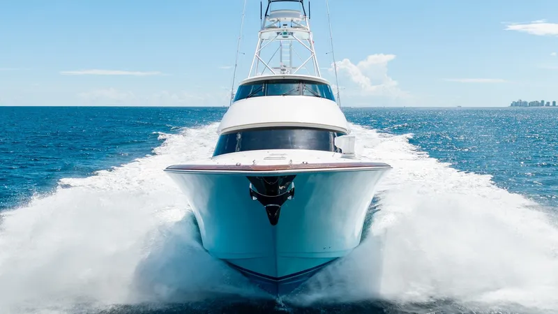 Slide: The Image of Dynamic Bow View in Motion - 83
