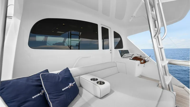 Slide: The Image of Flybridge Seating with Ocean View - 23