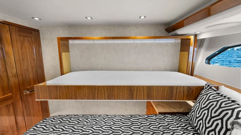 Slide: The Image of Stateroom with Convertible Bunk - 39