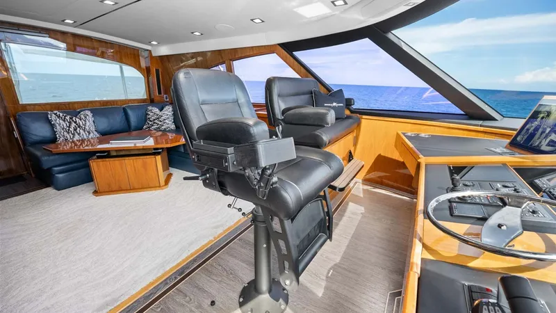 Slide: The Image of Enclosed Bridge Helm and Seating Area - 20