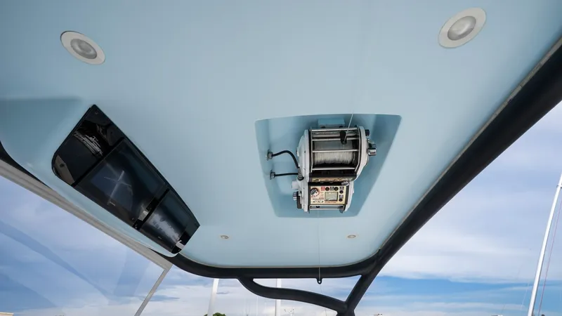 Slide: The Image of Enclosed Bridge Ceiling with Outrigger - 29