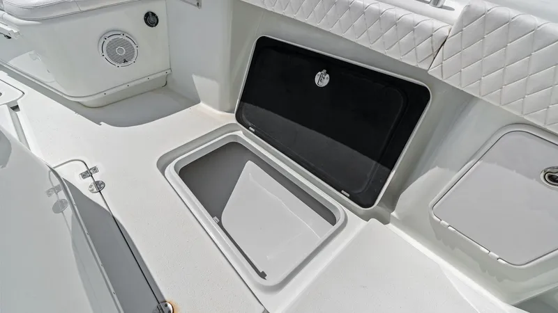 Slide: The Image of Aft Deck Storage Compartment - 44