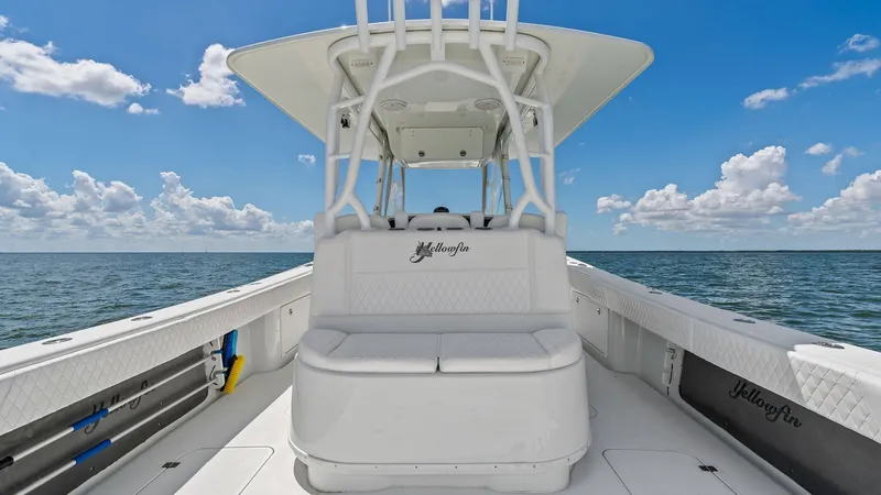 Slide: The Image of Center Console Seating Area - 17