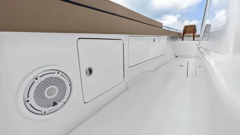 Slide: The Image of Starboard Cockpit Storage and Seating - 40