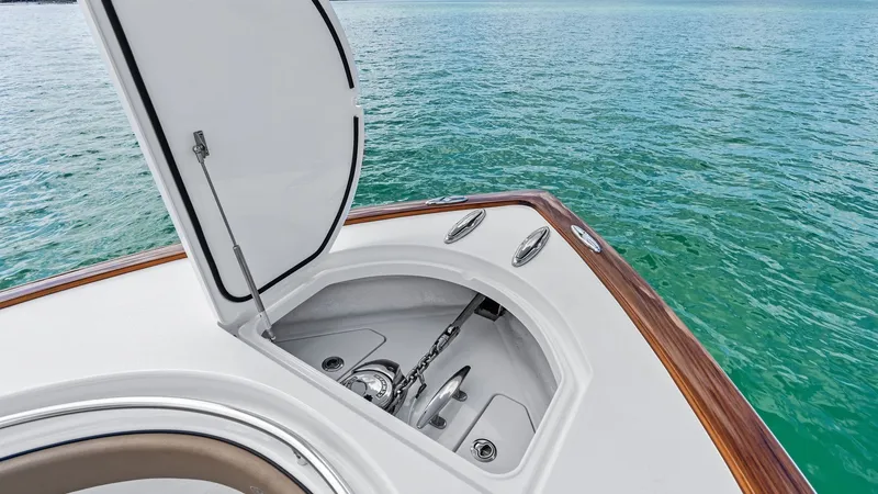 Slide: The Image of Anchor Locker with Chain Storage - 30