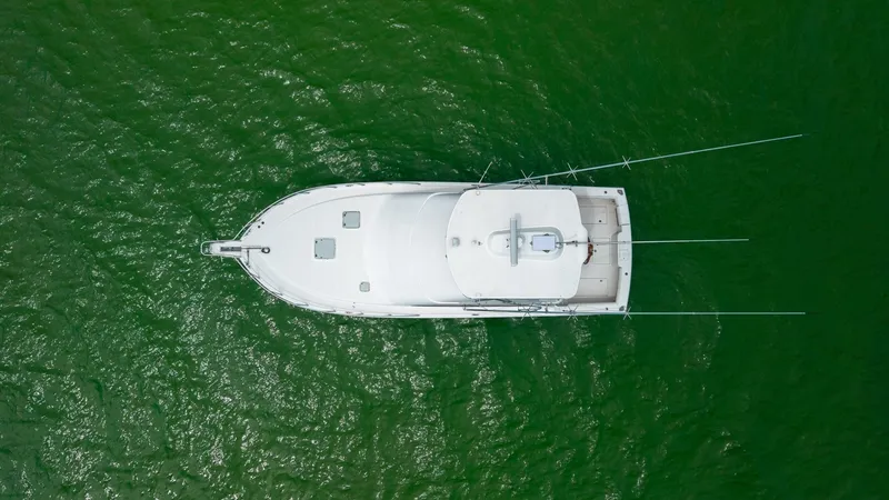 Slide: The Image of Aerial View of Flybridge and Deck - 39