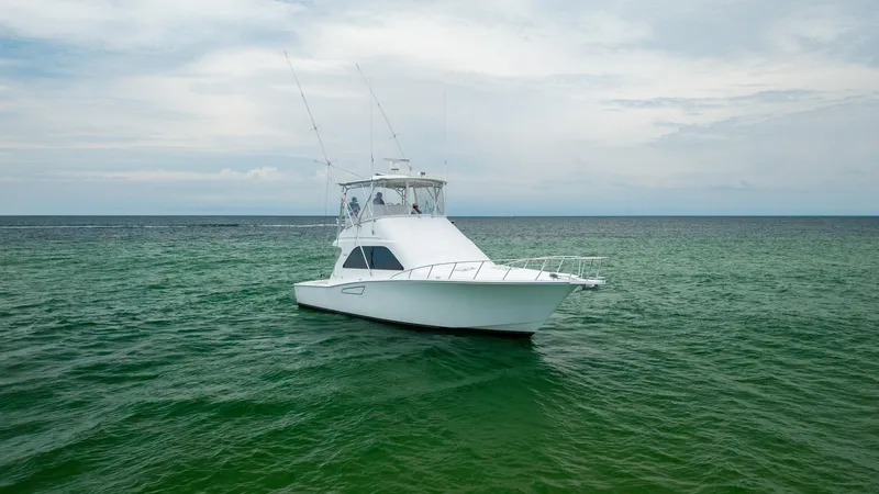 Slide: The Image of Bow View on Open Water - 37