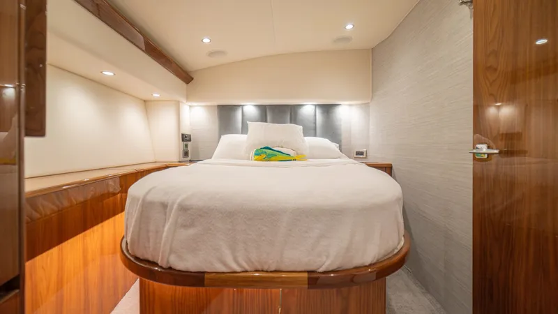 Slide: The Image of Luxurious Master Stateroom - 88