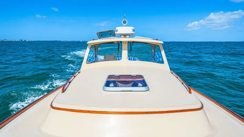 Slide: The Image of 1998 36 Hinckley Picnic Boat Bow - 29