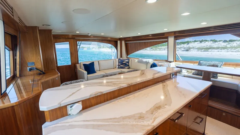 Slide: The Image of Spacious Salon with Ocean Views - 18