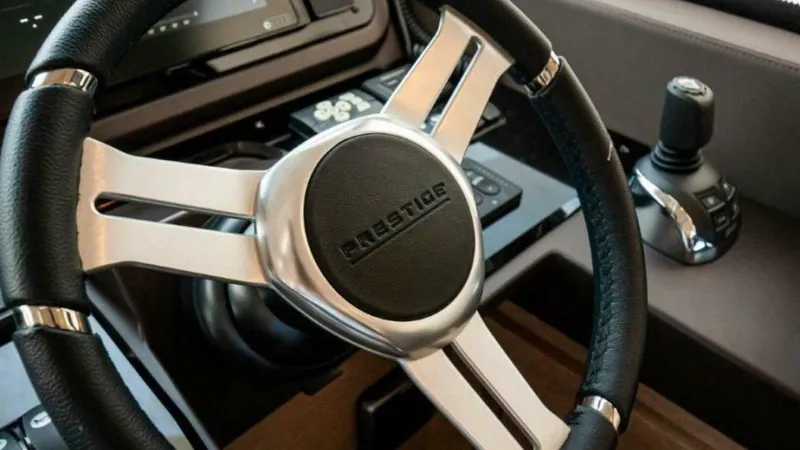 Slide: The Image of 2018 Prestige 460 S - 29