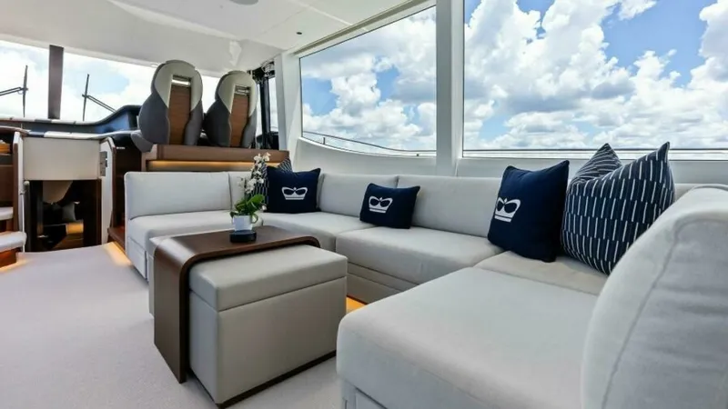 Slide: The Image of 2024 Princess Y72 Motor Yacht - 50