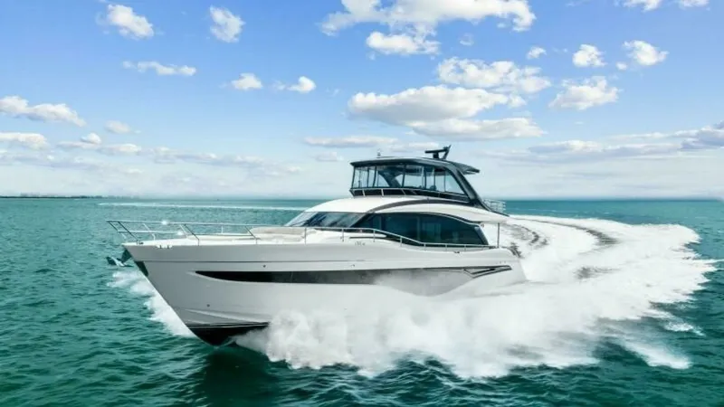 Slide: The Image of 2024 Princess Y72 Motor Yacht - 15