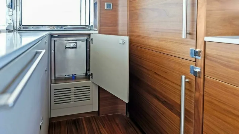 Slide: The Image of 2024 Princess Y72 Motor Yacht - 57