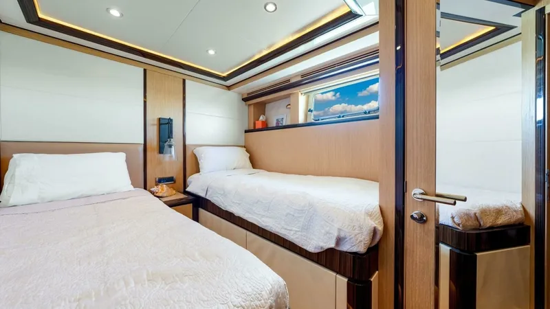 Slide: The Image of 2010 83 Ocean Alexander Motor Yacht 'Relentless' - 41