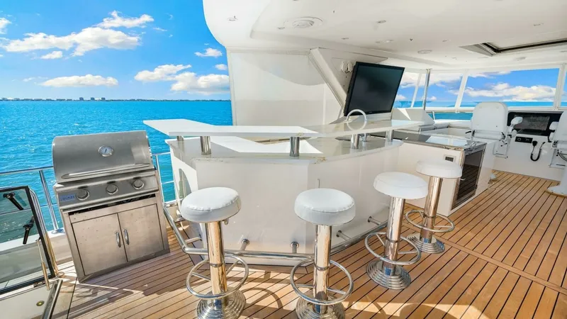Slide: The Image of 2010 83 Ocean Alexander Motor Yacht 'Relentless' - 48
