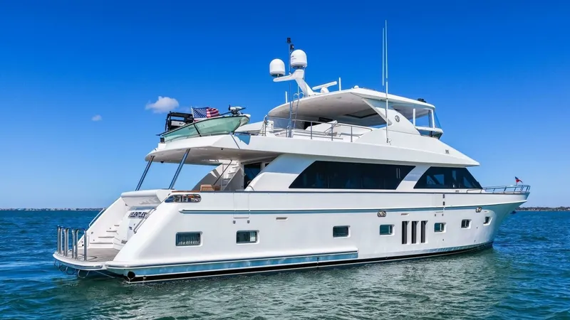 Slide: The Image of 2010 83 Ocean Alexander Motor Yacht 'Relentless' - 74