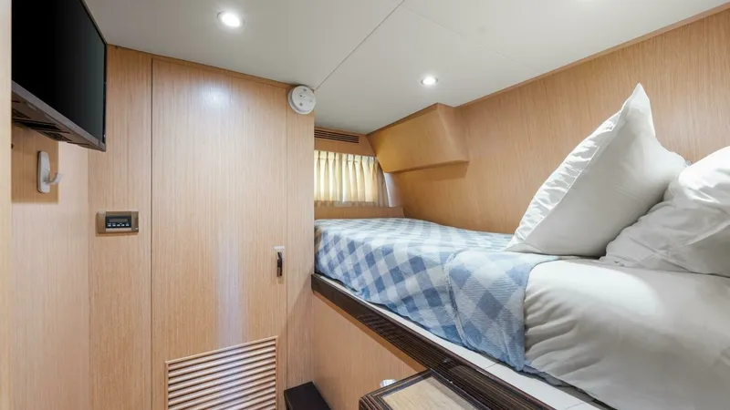 Slide: The Image of 2010 83 Ocean Alexander Motor Yacht 'Relentless' - 59