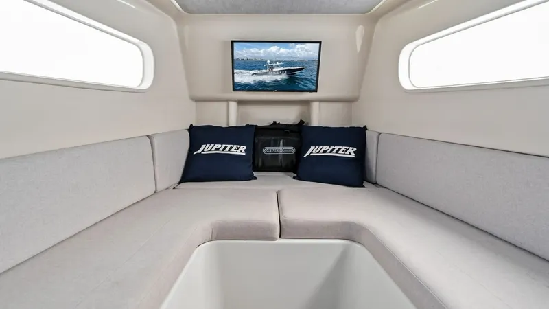 Slide: The Image of 2020 Jupiter 43 SF MENACE V Berth - 6