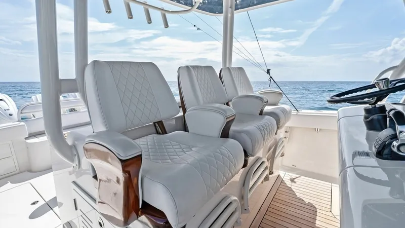 Slide: The Image of 2020 Jupiter 43 SF MENACE Helm Seating - 21