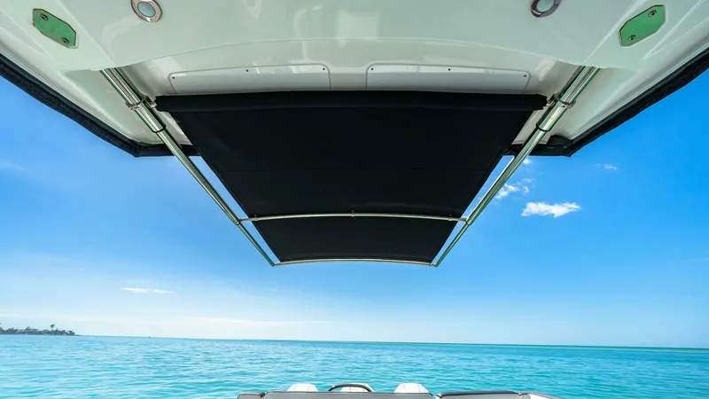 Slide: The Image of 2023 Monterey 385 SS - 22
