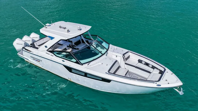 Slide: The Image of 2023 Monterey 385 SS - 47