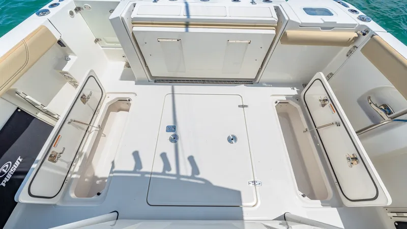 Slide: The Image of Spacious Aft Deck with Storage - 27