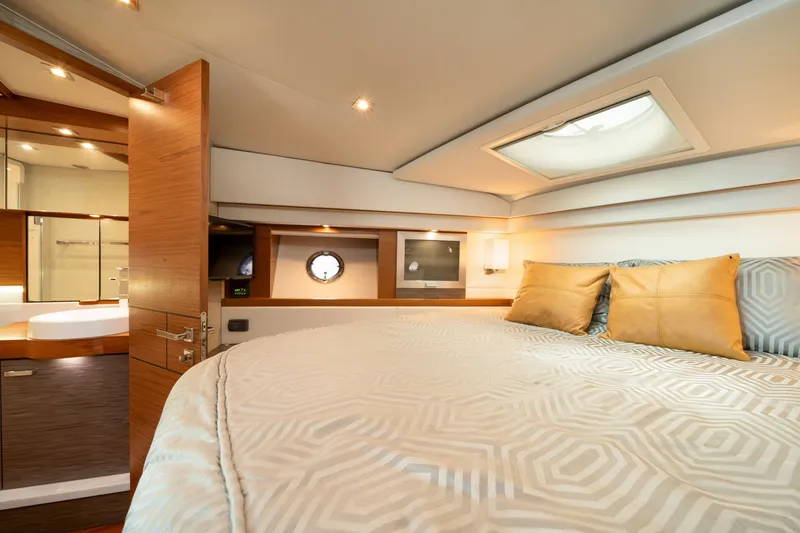 Slide: The Image of Boat photo - 42