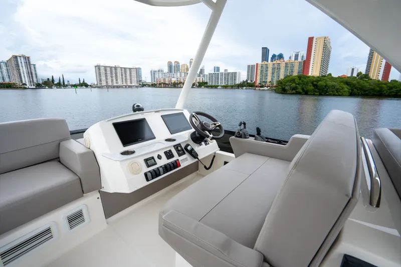 Slide: The Image of Tiara F44 Flybridge 2021 - 26