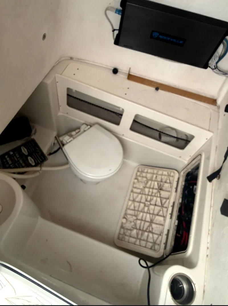 Slide: The Image of Sailfish 270 CC 2013 - 13